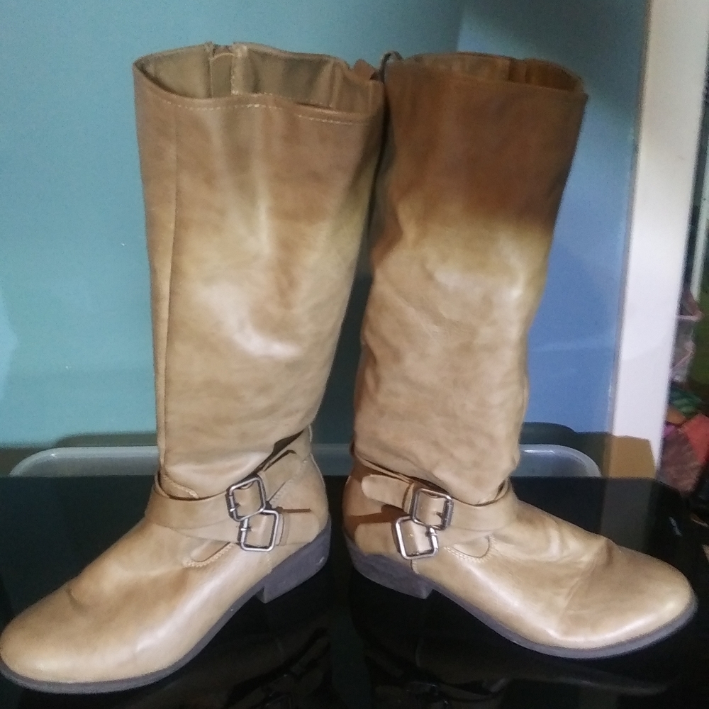 Pink and pepper Boots